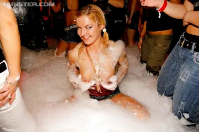 Foam party — Porn party