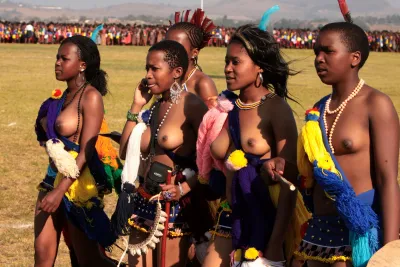 Naked african women