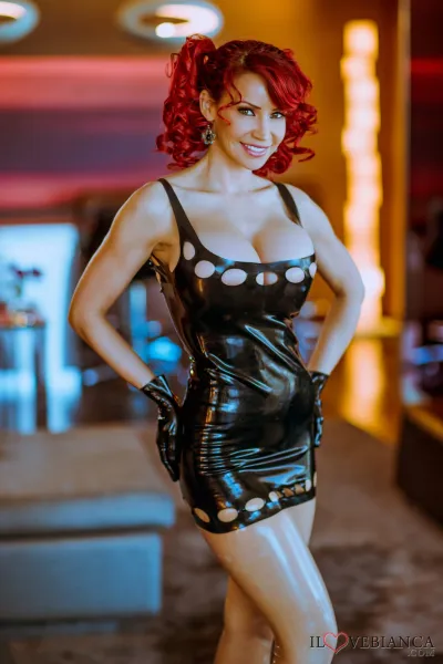 Bianca beauchamp latex black — Bianca beauchamp big breasts