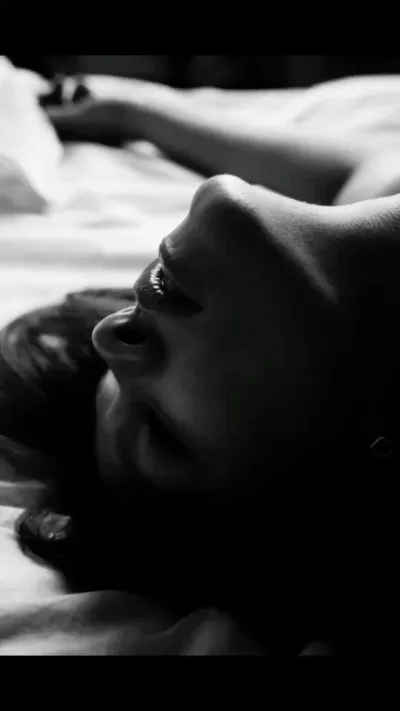 Passionate night in bed — Passion black and white