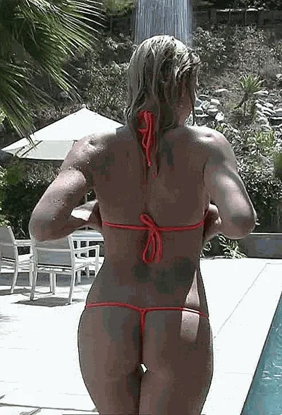 Thong bikini — Wife in thong