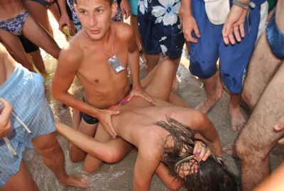 Beach party — Nudism