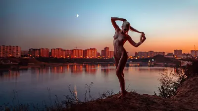 Erotic photo shoot — Nude photo shoot on the lake