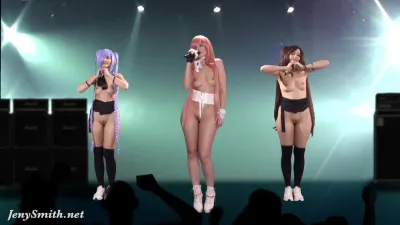 Undressed on stage — Naked on stage