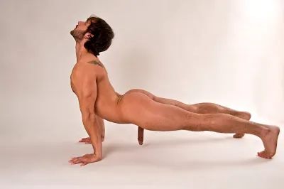 Beautiful poses of naked guys — Male erotica