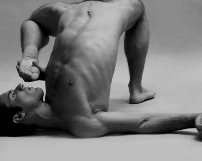 Erotic male poses — Male erotica